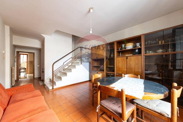 appartamento in vendita a Bucine