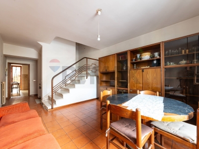 appartamento in vendita a Bucine