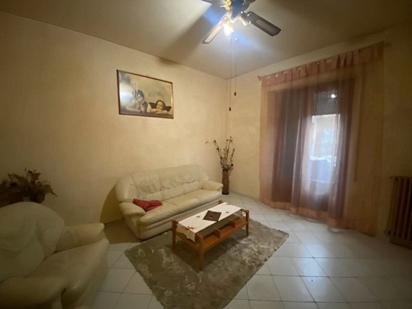 casa indipendente in vendita a Bucine