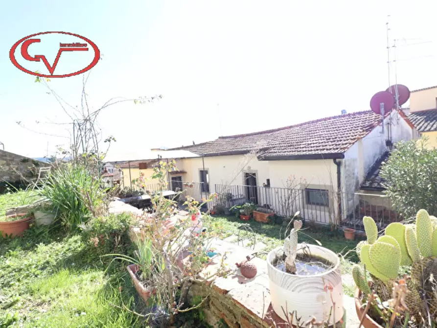 casa indipendente in vendita a Bucine