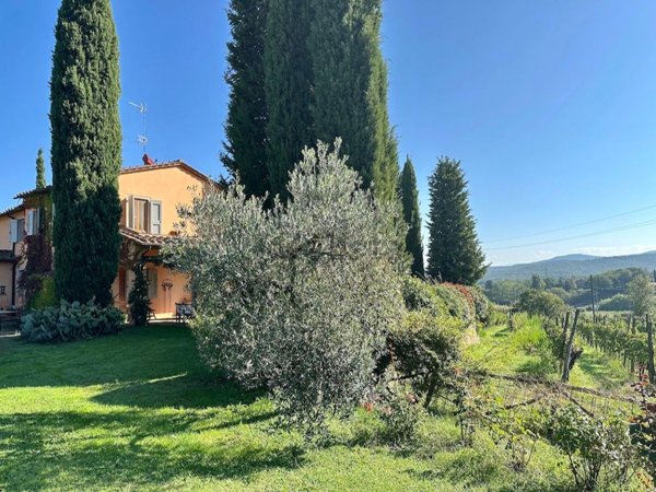 casa indipendente in vendita a Bucine