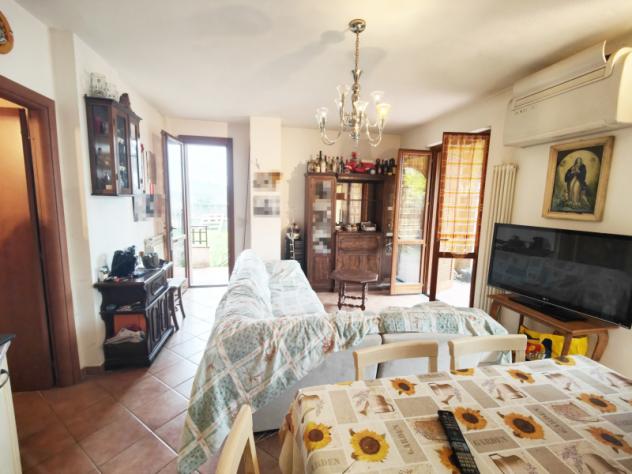 appartamento in vendita a Bucine in zona Badia Agnano