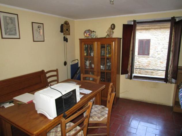 casa indipendente in vendita a Bucine