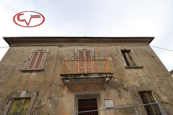 casa indipendente in vendita a Bucine in zona San Pancrazio