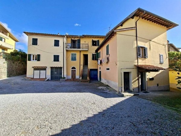 appartamento in vendita a Bucine