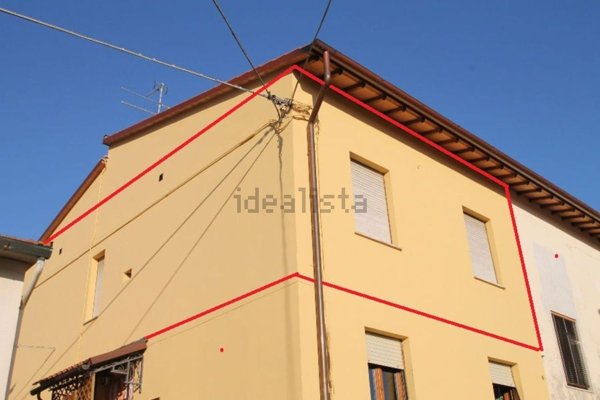 appartamento in vendita a Bucine in zona Ambra