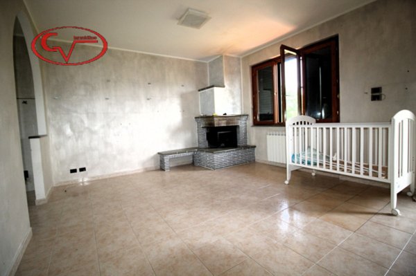 casa semindipendente in vendita a Bucine in zona Pietraviva