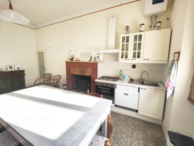 appartamento in vendita a Bucine in zona Ambra