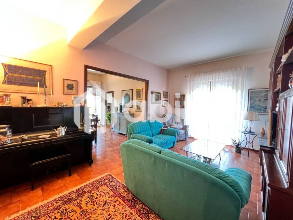 appartamento in vendita a Bucine