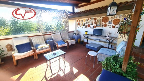 casa indipendente in vendita a Bucine