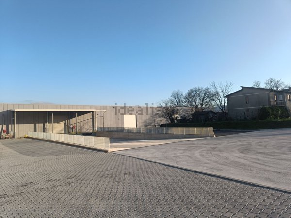 terreno edificabile in vendita a Bucine