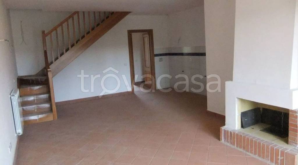 appartamento in vendita a Bucine