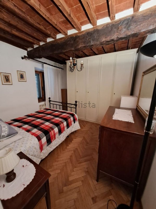 appartamento in vendita a Bucine in zona Pietraviva