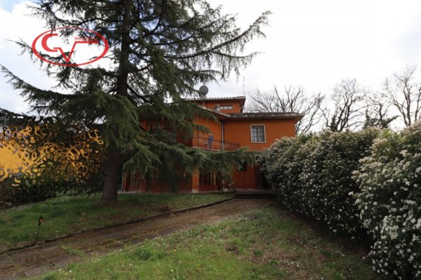 casa indipendente in vendita a Bucine