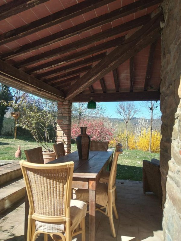 casa indipendente in vendita a Bucine