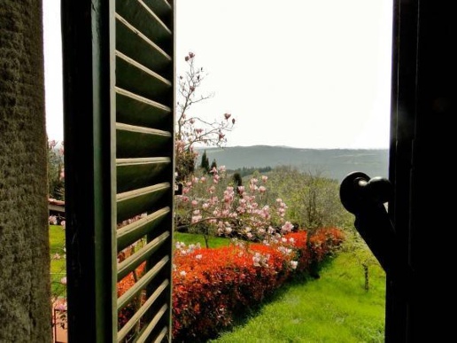 casa indipendente in vendita a Bucine