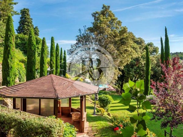 casa indipendente in vendita a Bucine