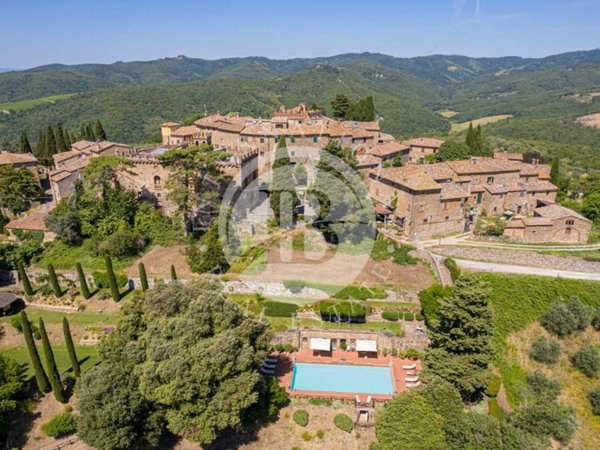 casa indipendente in vendita a Bucine