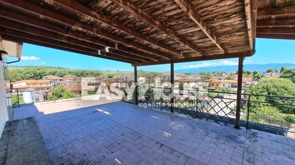 appartamento in vendita a Bucine