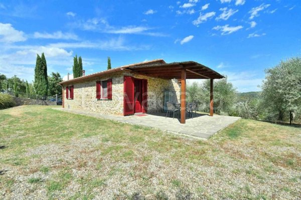 appartamento in vendita a Bucine in zona Sogna