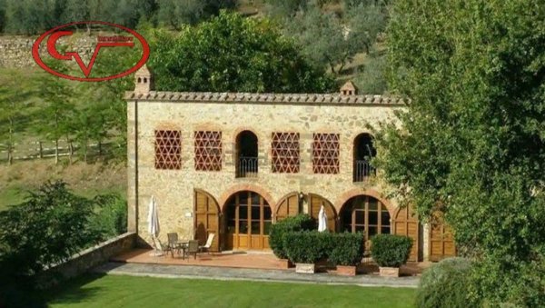 casa indipendente in vendita a Bucine