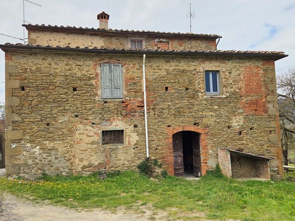 casale in vendita a Bucine