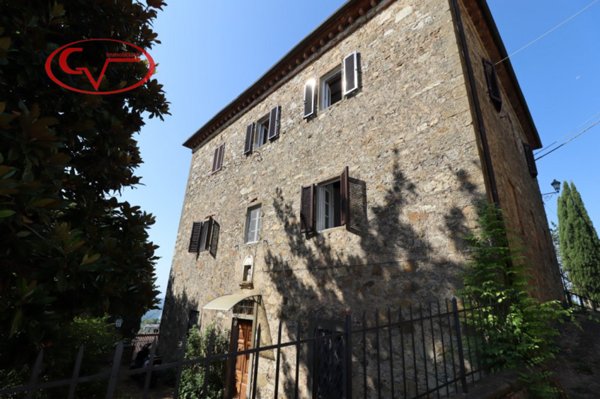 appartamento in vendita a Bucine in zona Montebenichi