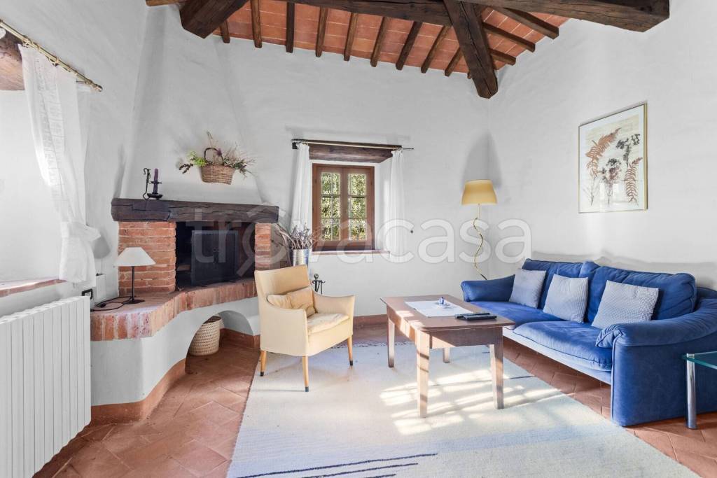 casa indipendente in vendita a Bucine in zona Ambra