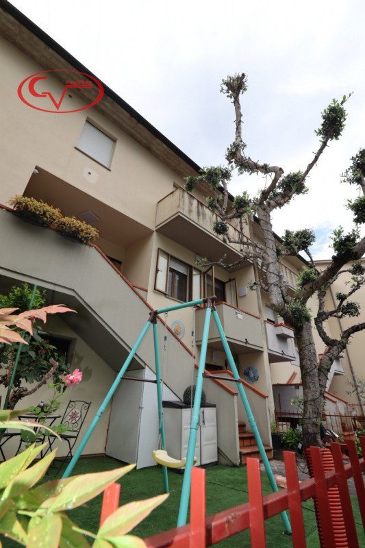 casa indipendente in vendita a Bucine