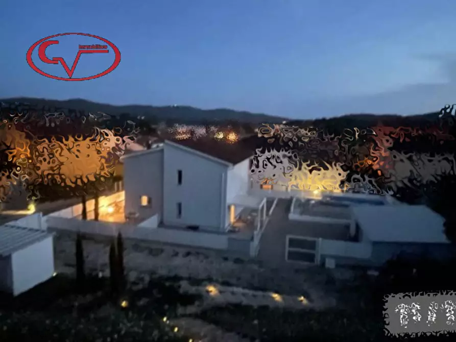 casa indipendente in vendita a Bucine in zona Ambra