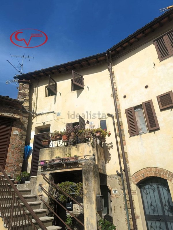 casa indipendente in vendita a Bucine in zona San Leolino