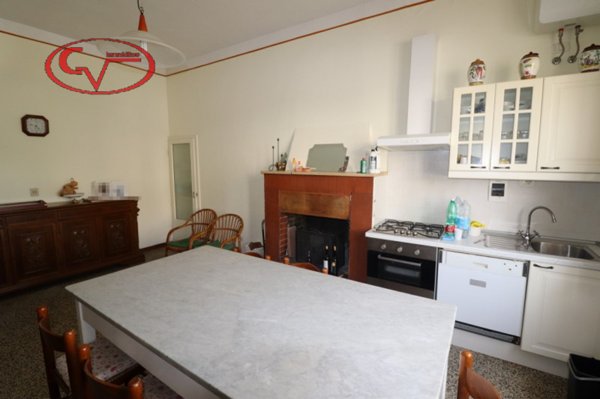 appartamento in vendita a Bucine in zona Ambra