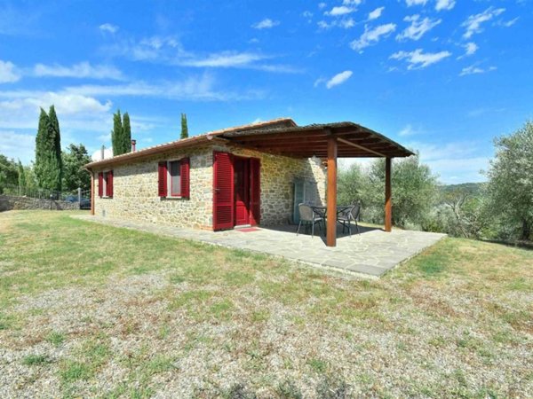 appartamento in vendita a Bucine in zona Sogna