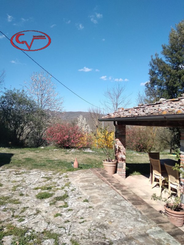 casa indipendente in vendita a Bucine