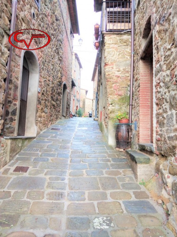 appartamento in vendita a Bucine in zona Pietraviva