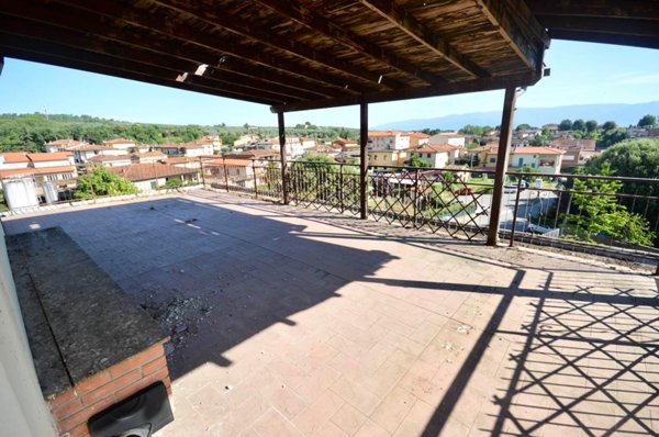 appartamento in vendita a Bucine