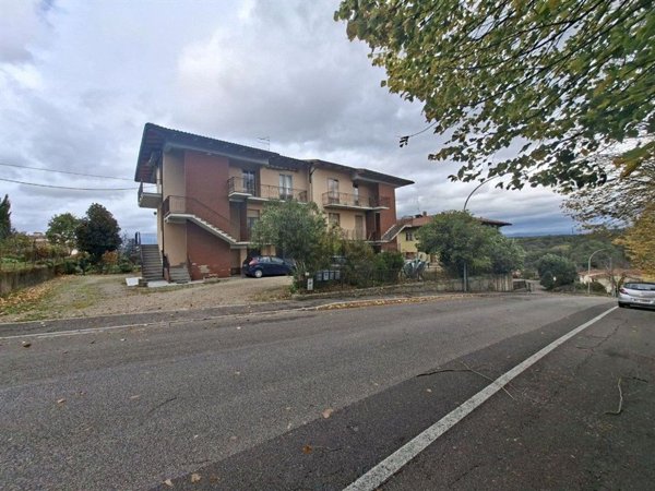 appartamento in vendita a Bucine