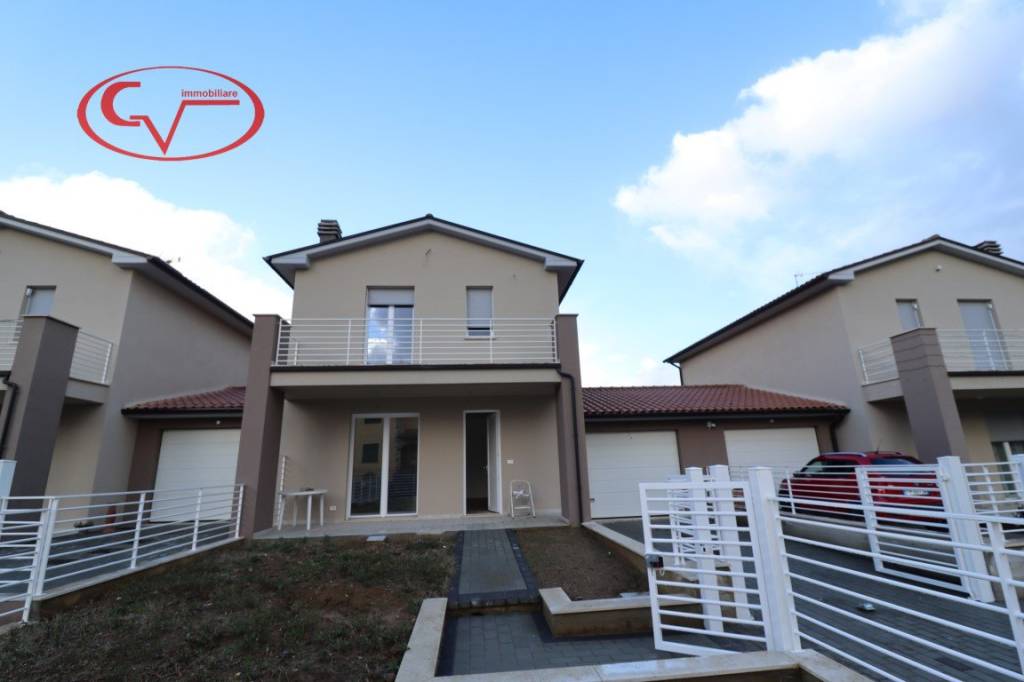 casa indipendente in vendita a Bucine in zona Ambra