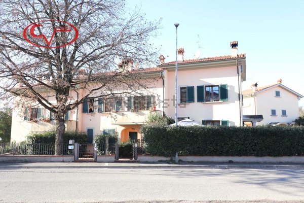 casa indipendente in vendita a Bucine