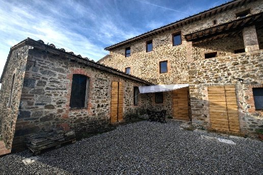 appartamento in vendita a Bucine in zona Rapale