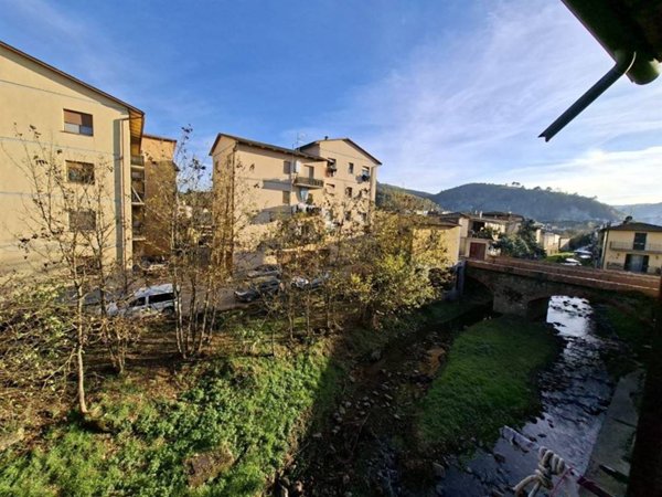 appartamento in vendita a Bucine in zona Torre