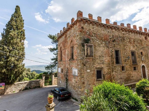 villa in vendita a Bucine in zona Montebenichi