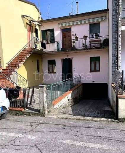 appartamento in vendita a Bucine