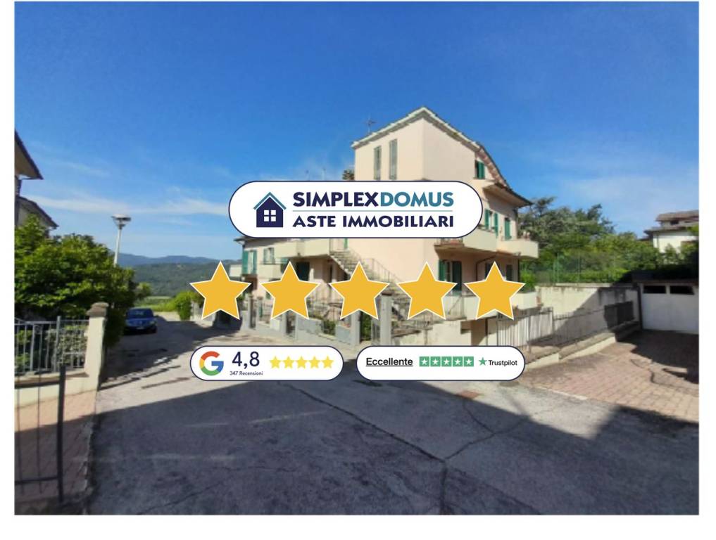 casa indipendente in vendita a Bucine