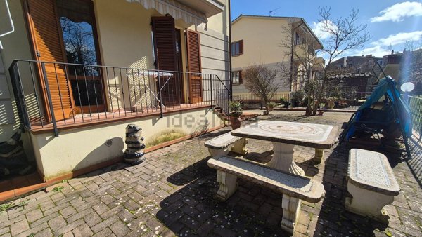 appartamento in vendita a Bucine