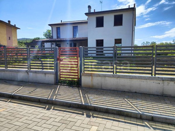 appartamento in vendita a Bucine