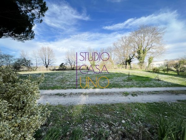 casa indipendente in vendita a Bucine