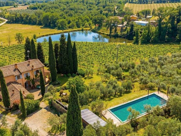 appartamento in vendita a Bucine