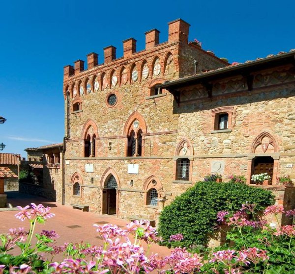 villa in vendita a Bucine in zona Montebenichi