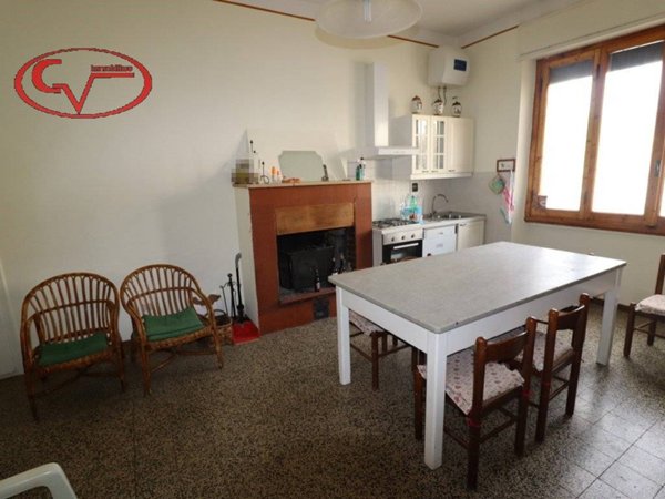 appartamento in vendita a Bucine in zona Ambra